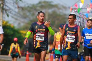 BIB: 48541, 48313
                            <button type="button" onclick="openModal(9917188)" class="btn btn-primary btn-sm float-right btn-popup" data-toggle="modal" data-target=".modal-high-quality">
                        <i class="fas fa-shopping-cart"></i> Add to Cart
                    </button>
                                            <button type="button" onclick="isThisMe(9917188, true)" class="btn btn-success btn-sm float-right btn-popup btn-isme hidden" data-toggle="tooltip" data-placement="bottom" title="นี่คือรูปของคุณใช่ไหม คลิกที่นี่เพื่อเอาเข้าอัลบั้ม">
                        <i class="fas fa-plus"></i> Add to album
                    </button>
                    <button type="button" onclick="isThisMe(9917188, false)" class="btn btn-warning btn-sm float-right btn-popup btn-isnotme hidden">
                        <i class="fas fa-ban"></i> Remove from album
                    </button>